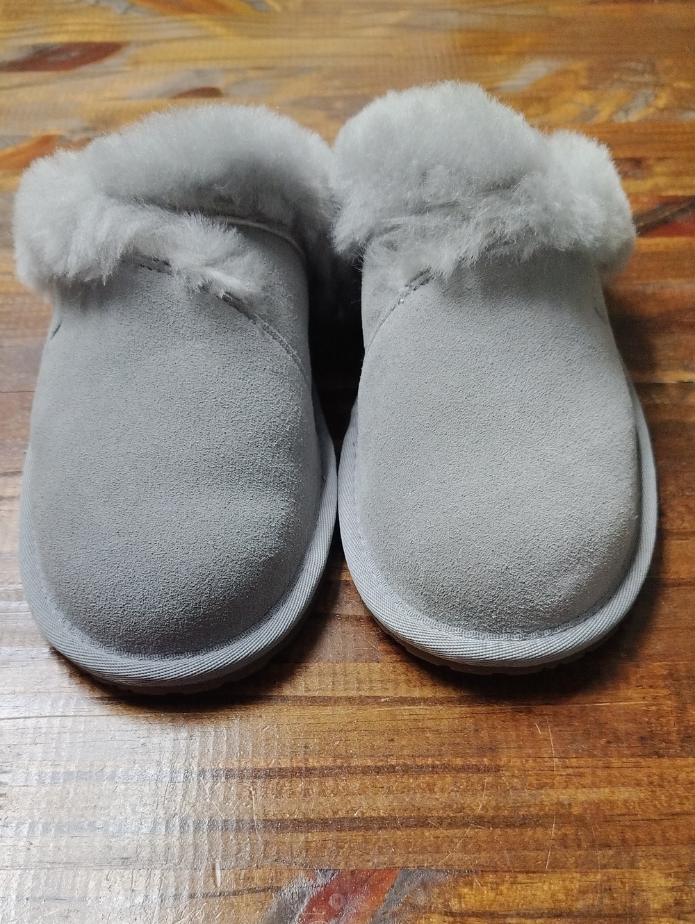 Koolaburra Kids Plush Faux-Suede Clog Slippers in Light Gray